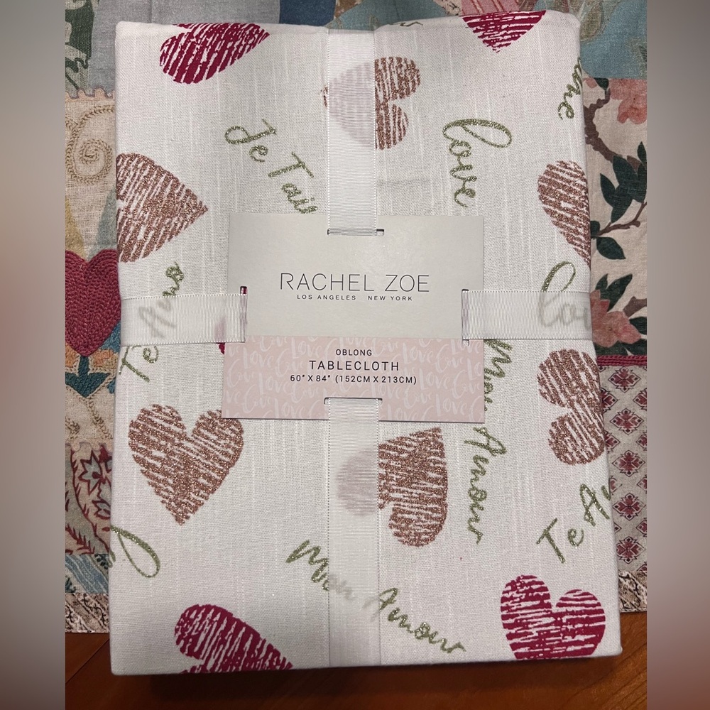 Rachel Zoe Valentines Day‎ Tablecloth!